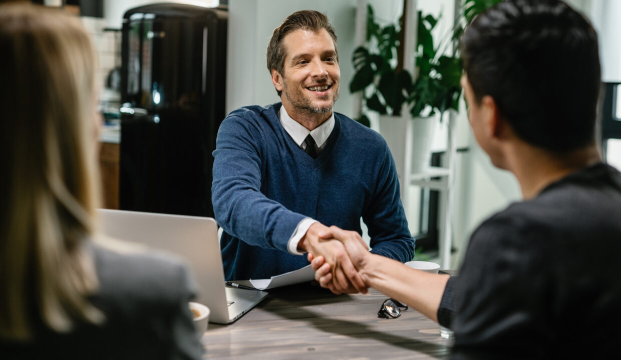 Ayudar hijo comprar vivienda