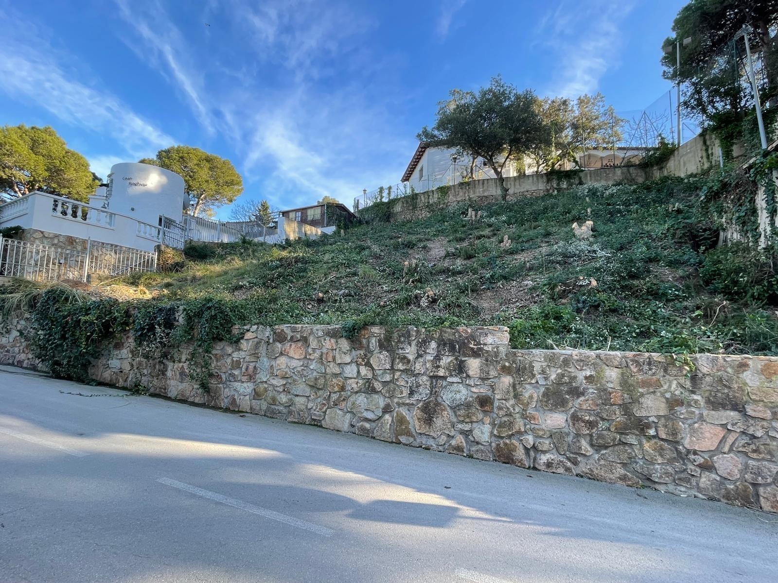 Terreno urbano en Canyelles - Montgoda
