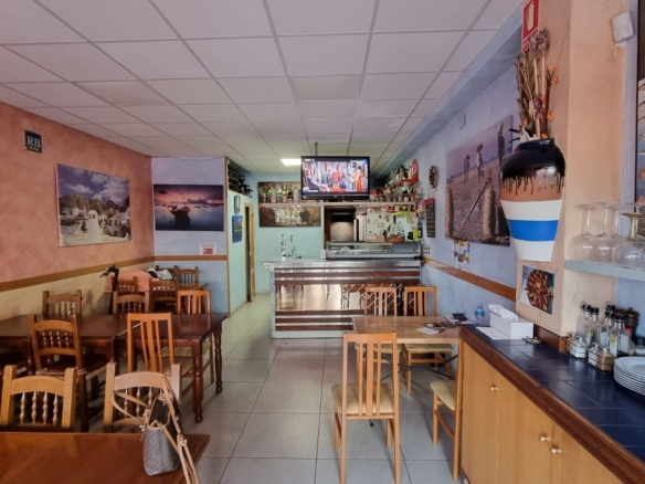 Local comercial en El Molí - referencia 3293 - imagen 1